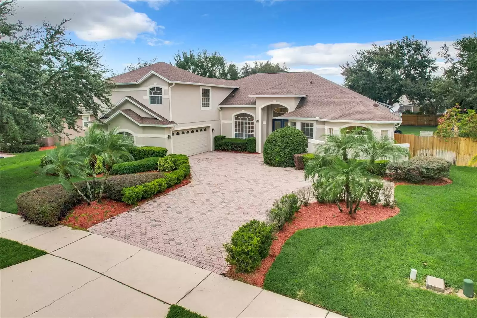 1125 ENGLISH GARDEN LANE, WINTER GARDEN, Florida 34787, 5 Bedrooms Bedrooms, ,3 BathroomsBathrooms,Residential,For Sale,ENGLISH GARDEN,MFRO6235713