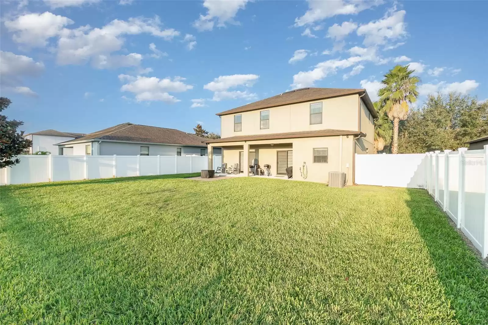 2261 ROMANUM DRIVE, WINTER GARDEN, Florida 34787, 4 Bedrooms Bedrooms, ,2 BathroomsBathrooms,Residential,For Sale,ROMANUM,MFRO6243734