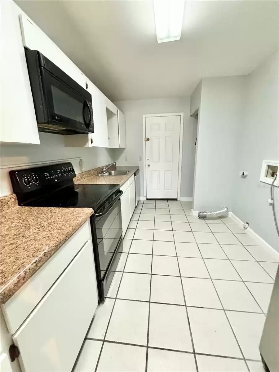 605 NORTHLAKE BOULEVARD, ALTAMONTE SPRINGS, Florida 32701, 3 Bedrooms Bedrooms, ,2 BathroomsBathrooms,Residential Lease,For Rent,NORTHLAKE,MFRO6244040