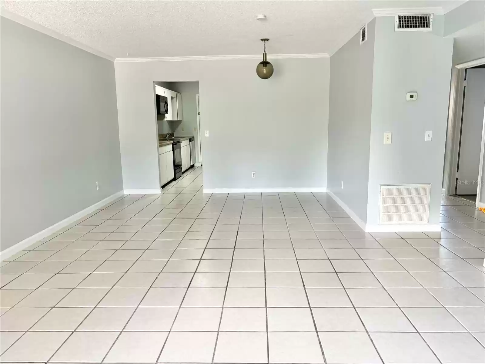 605 NORTHLAKE BOULEVARD, ALTAMONTE SPRINGS, Florida 32701, 3 Bedrooms Bedrooms, ,2 BathroomsBathrooms,Residential Lease,For Rent,NORTHLAKE,MFRO6244040