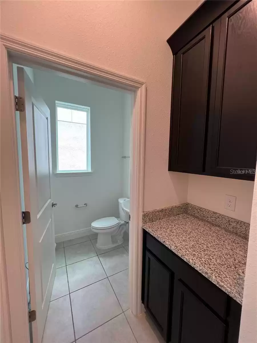 10277 AUSTRINA OAK LOOP, WINTER GARDEN, Florida 34787, 3 Bedrooms Bedrooms, ,2 BathroomsBathrooms,Residential,For Sale,AUSTRINA OAK,MFRO6242393