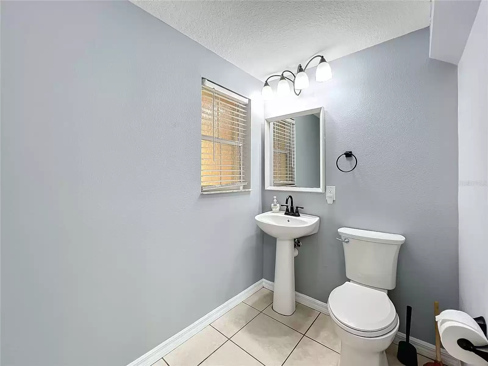 350 WINTER NELLIS CIRCLE, WINTER GARDEN, Florida 34787, 3 Bedrooms Bedrooms, ,2 BathroomsBathrooms,Residential,For Sale,WINTER NELLIS,MFRO6244519