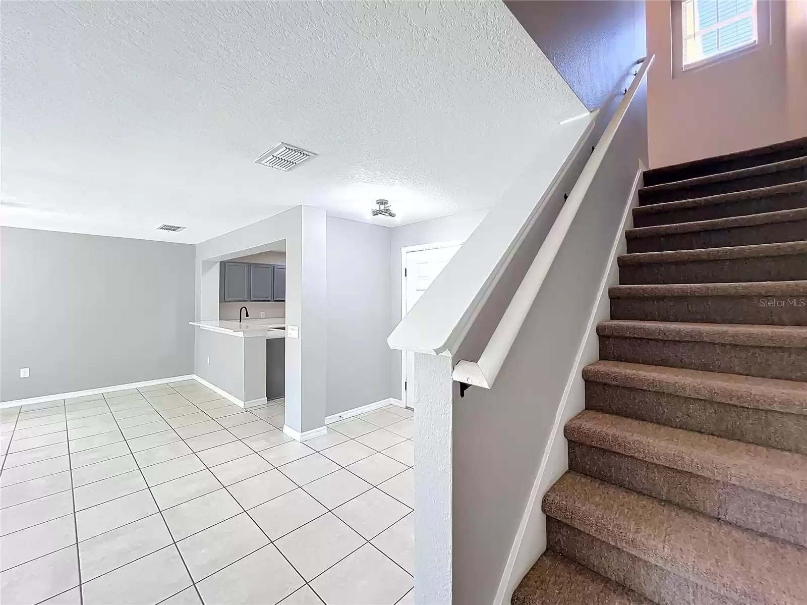 350 WINTER NELLIS CIRCLE, WINTER GARDEN, Florida 34787, 3 Bedrooms Bedrooms, ,2 BathroomsBathrooms,Residential,For Sale,WINTER NELLIS,MFRO6244519