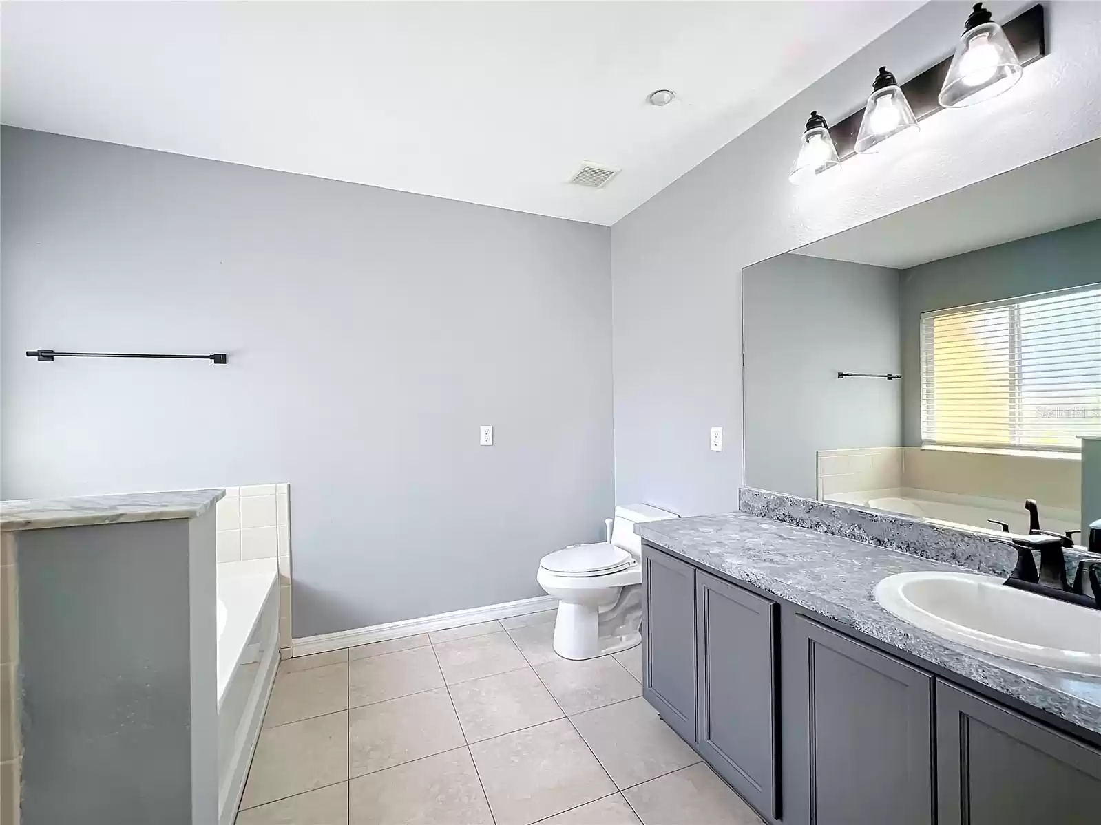 350 WINTER NELLIS CIRCLE, WINTER GARDEN, Florida 34787, 3 Bedrooms Bedrooms, ,2 BathroomsBathrooms,Residential,For Sale,WINTER NELLIS,MFRO6244519