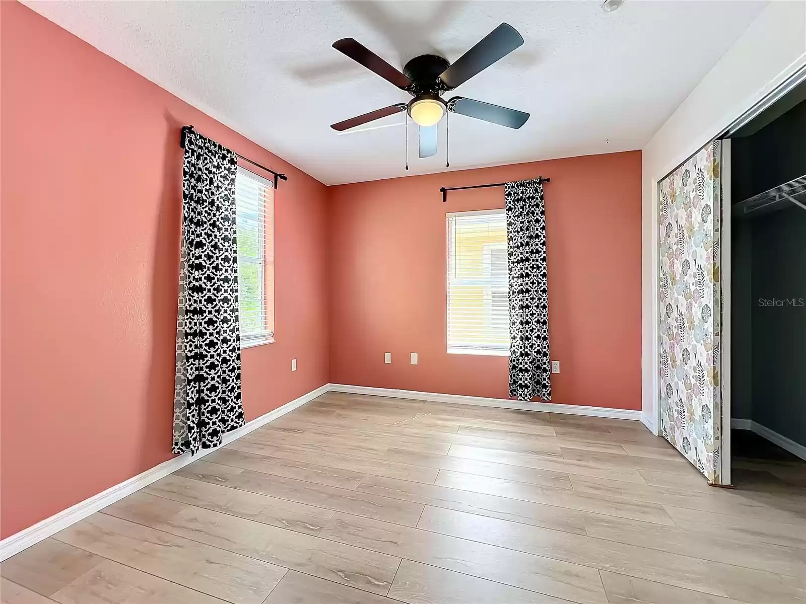 350 WINTER NELLIS CIRCLE, WINTER GARDEN, Florida 34787, 3 Bedrooms Bedrooms, ,2 BathroomsBathrooms,Residential,For Sale,WINTER NELLIS,MFRO6244519