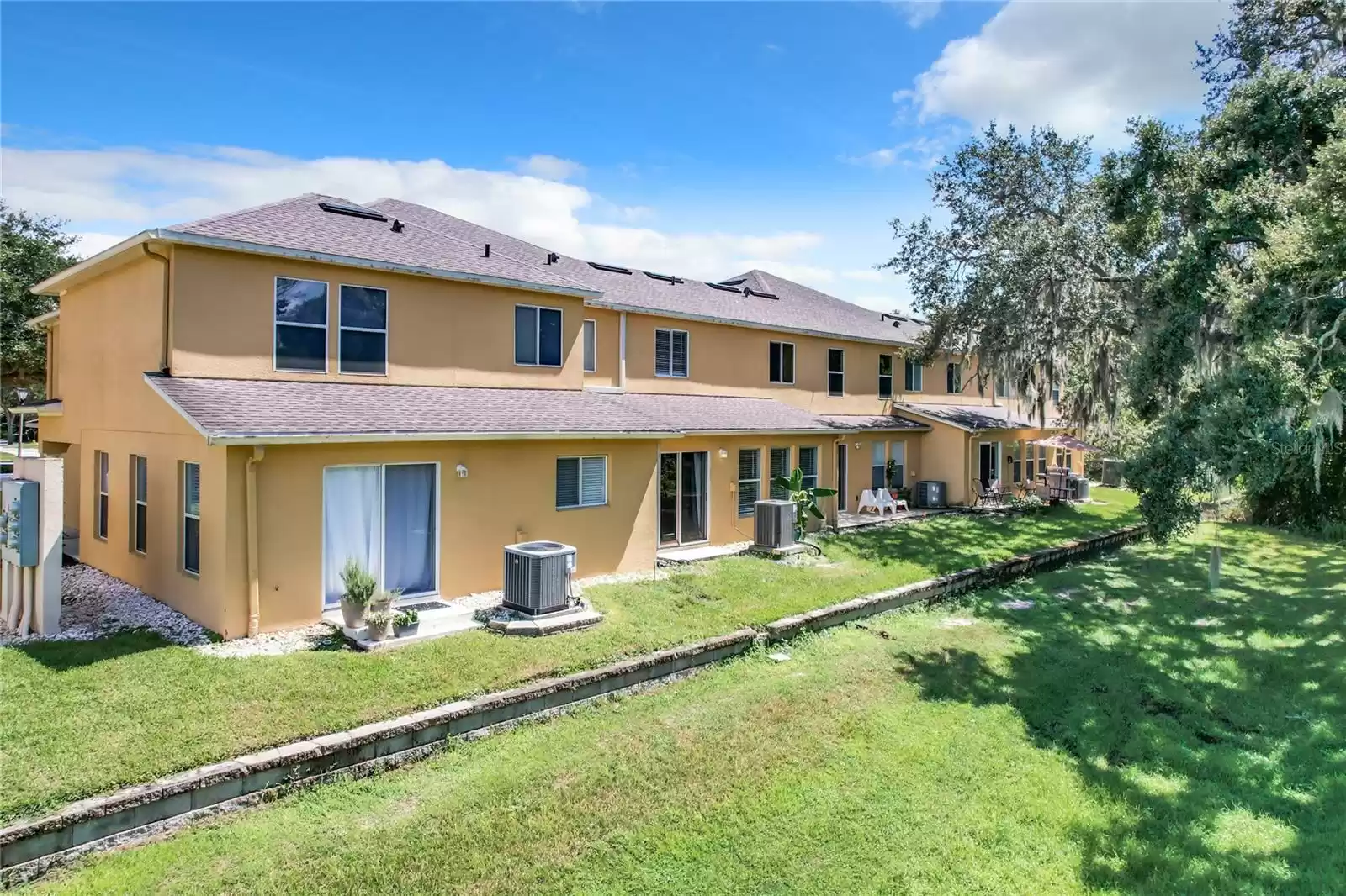 350 WINTER NELLIS CIRCLE, WINTER GARDEN, Florida 34787, 3 Bedrooms Bedrooms, ,2 BathroomsBathrooms,Residential,For Sale,WINTER NELLIS,MFRO6244519