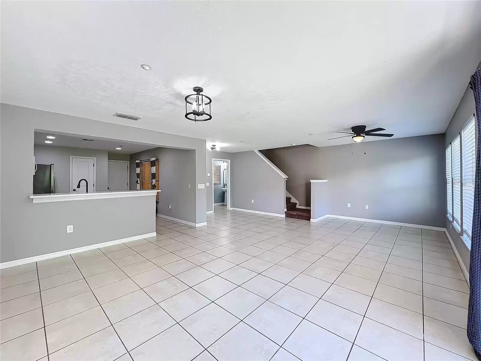 350 WINTER NELLIS CIRCLE, WINTER GARDEN, Florida 34787, 3 Bedrooms Bedrooms, ,2 BathroomsBathrooms,Residential,For Sale,WINTER NELLIS,MFRO6244519