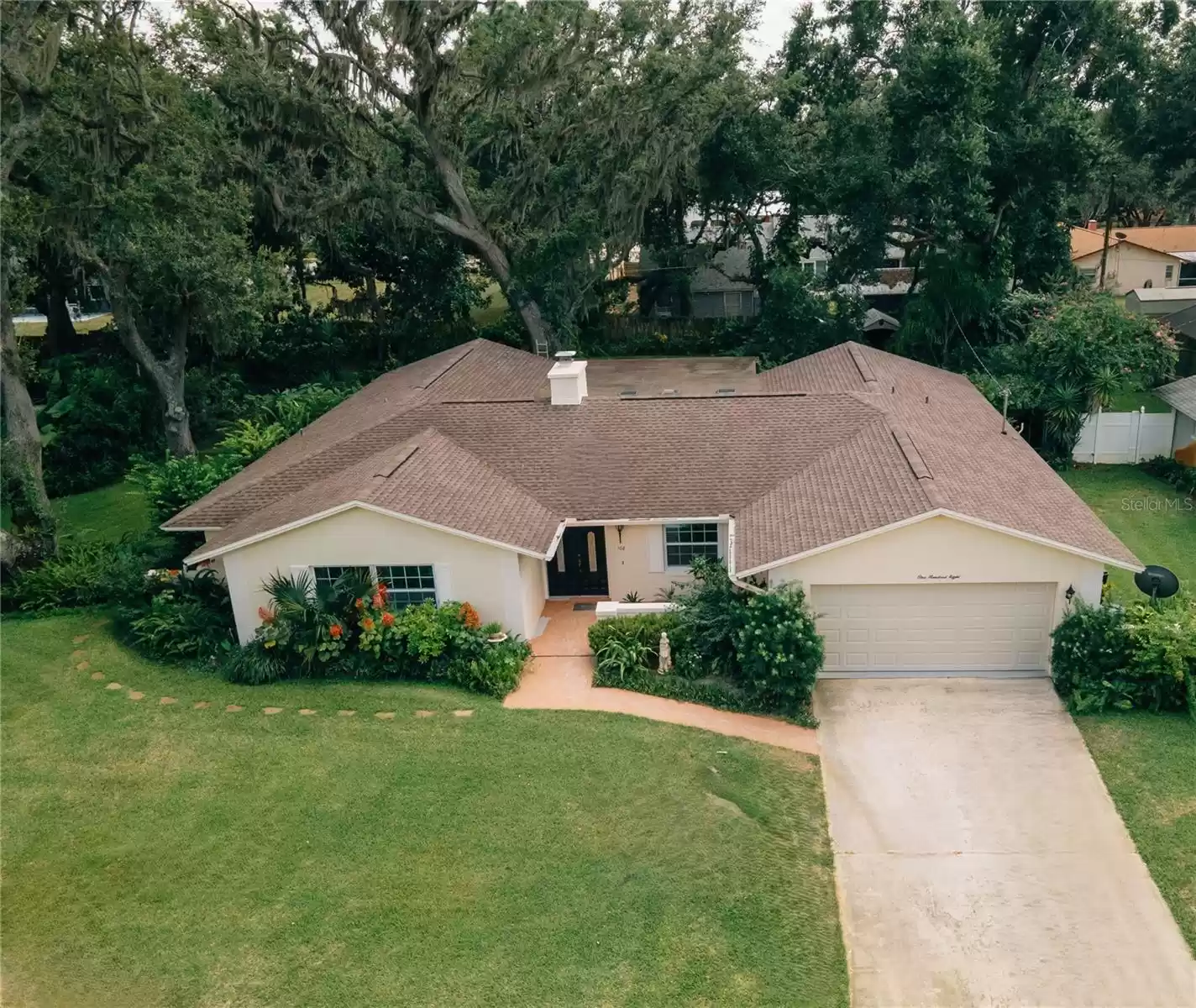 108 BAYBERRY ROAD, ALTAMONTE SPRINGS, Florida 32714, 4 Bedrooms Bedrooms, ,3 BathroomsBathrooms,Residential,For Sale,BAYBERRY,MFRO6234160