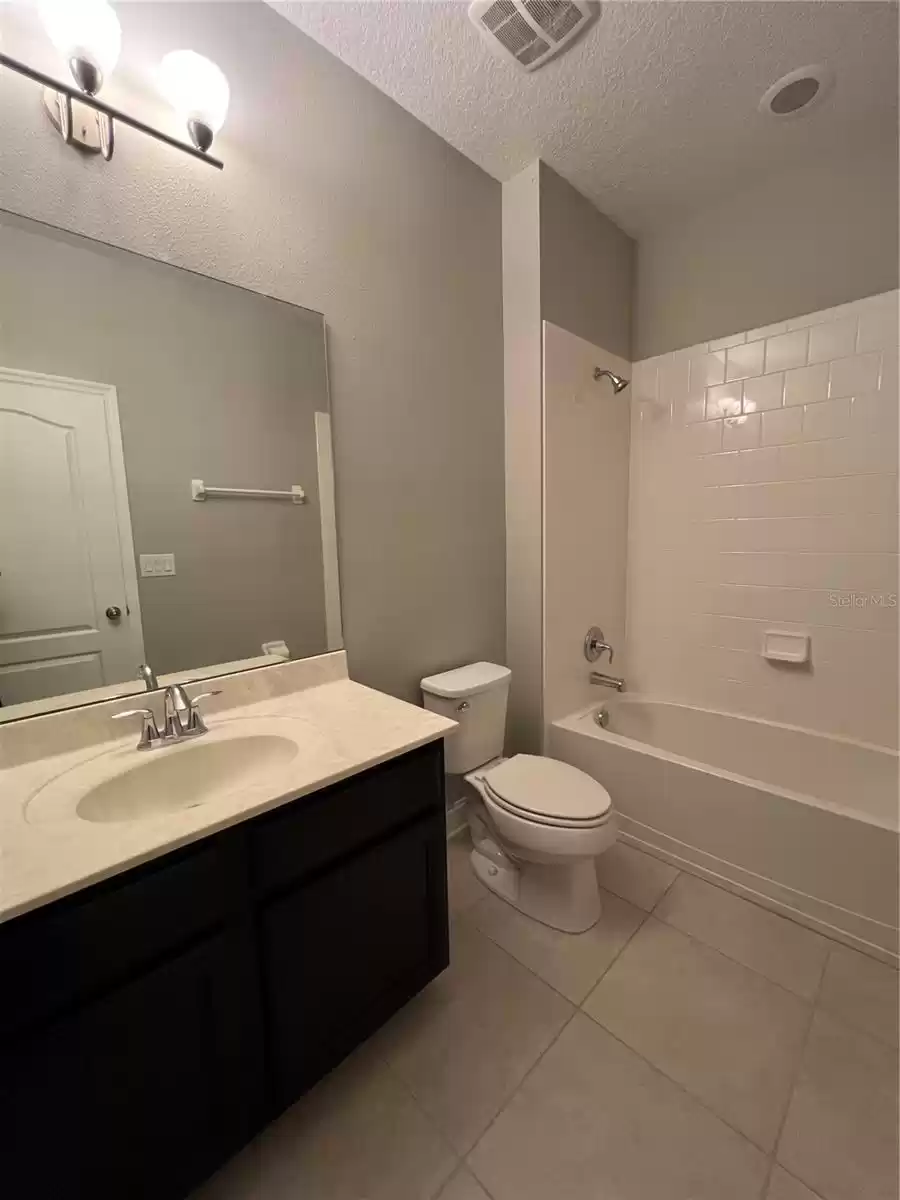 2nd Floor Bathroom