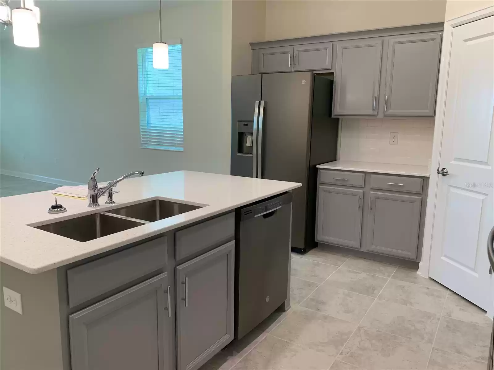 17161 WRITING ALLEY, WINTER GARDEN, Florida 34787, 4 Bedrooms Bedrooms, ,3 BathroomsBathrooms,Residential Lease,For Rent,WRITING,MFRO6245053