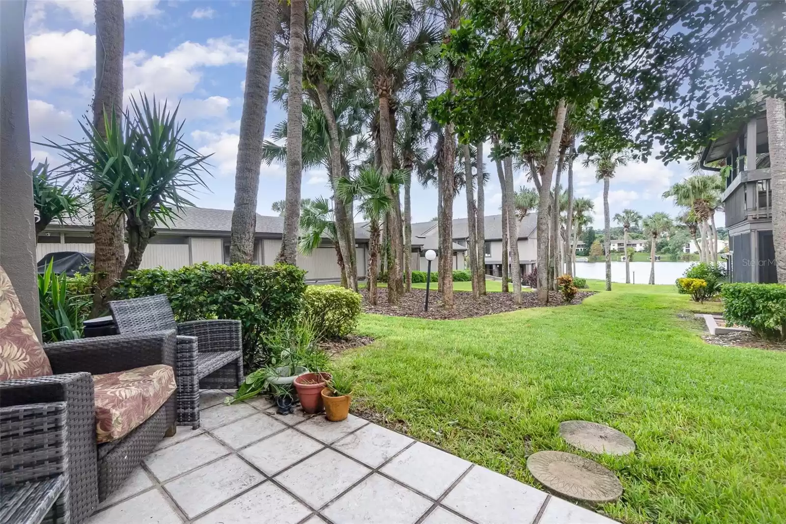 664 LAKE VILLAS DRIVE, ALTAMONTE SPRINGS, Florida 32701, 4 Bedrooms Bedrooms, ,3 BathroomsBathrooms,Residential,For Sale,LAKE VILLAS,MFRO6245505