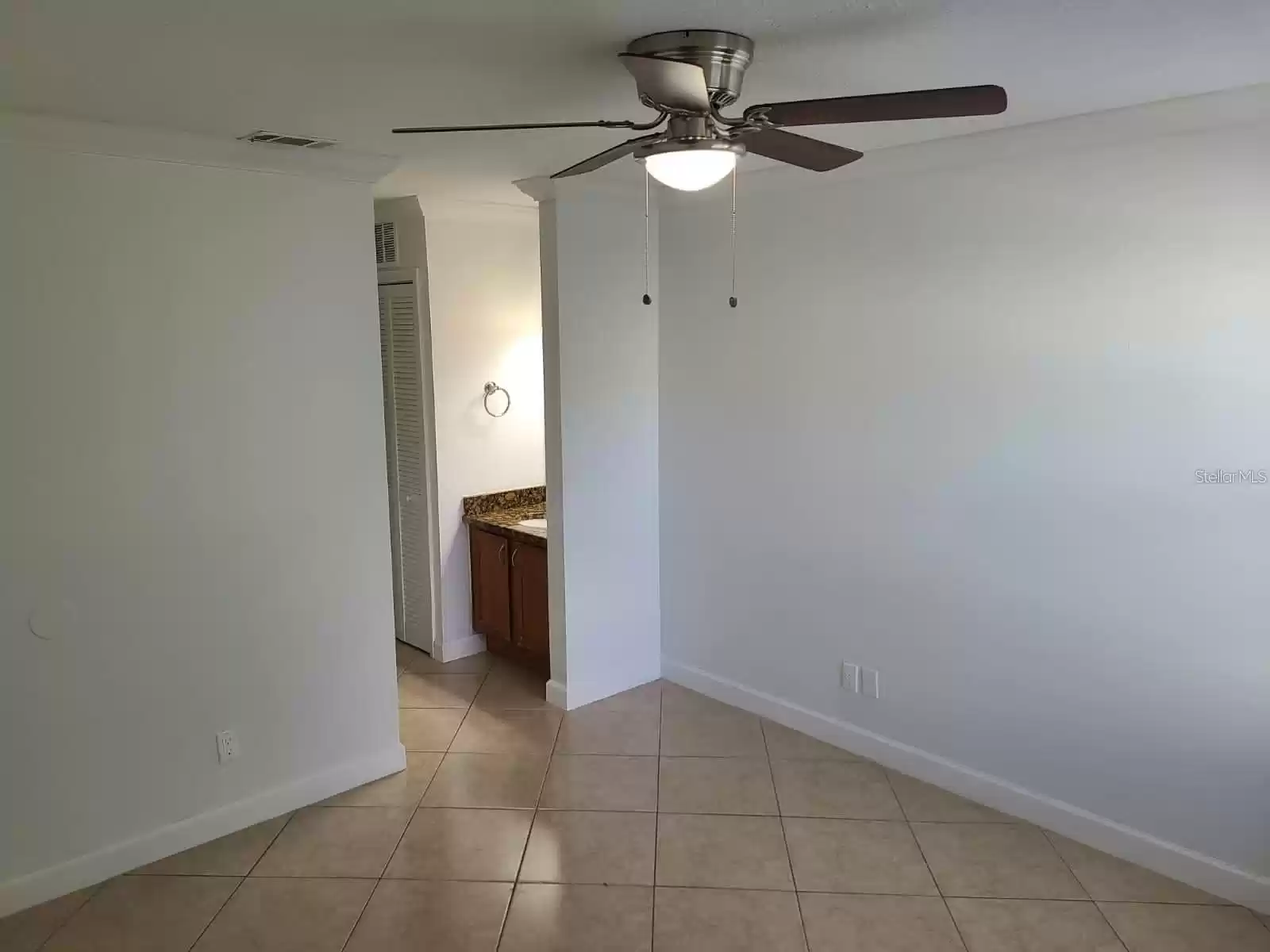 238 AFTON SQUARE, ALTAMONTE SPRINGS, Florida 32714, 1 Bedroom Bedrooms, ,1 BathroomBathrooms,Residential Lease,For Rent,AFTON,MFRO6239704