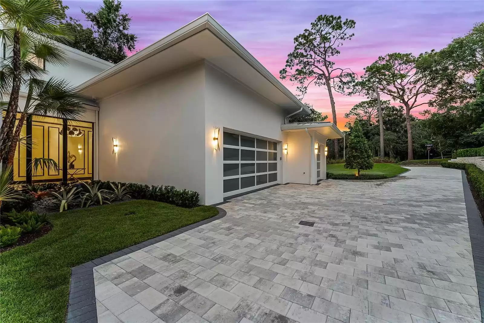 210 CHELTON CIRCLE, WINTER PARK, Florida 32789, 5 Bedrooms Bedrooms, ,5 BathroomsBathrooms,Residential,For Sale,CHELTON,MFRO6239351