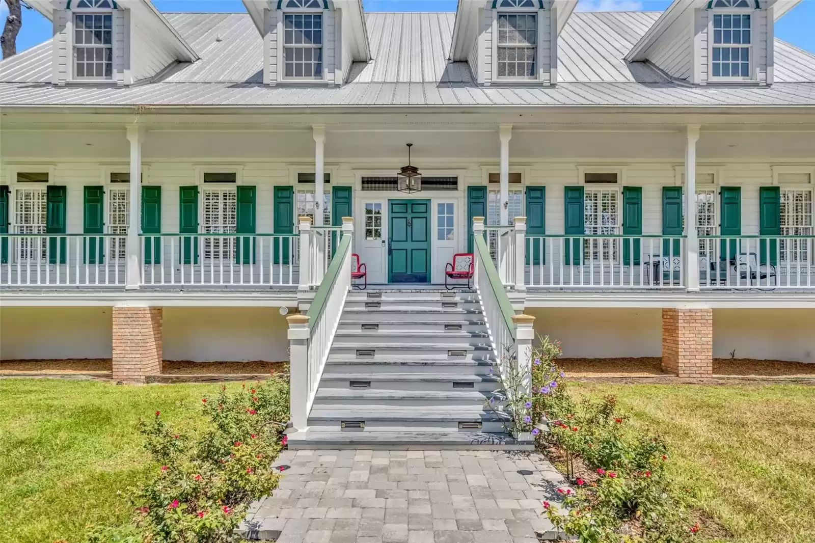 Front Steps to wraparound porch