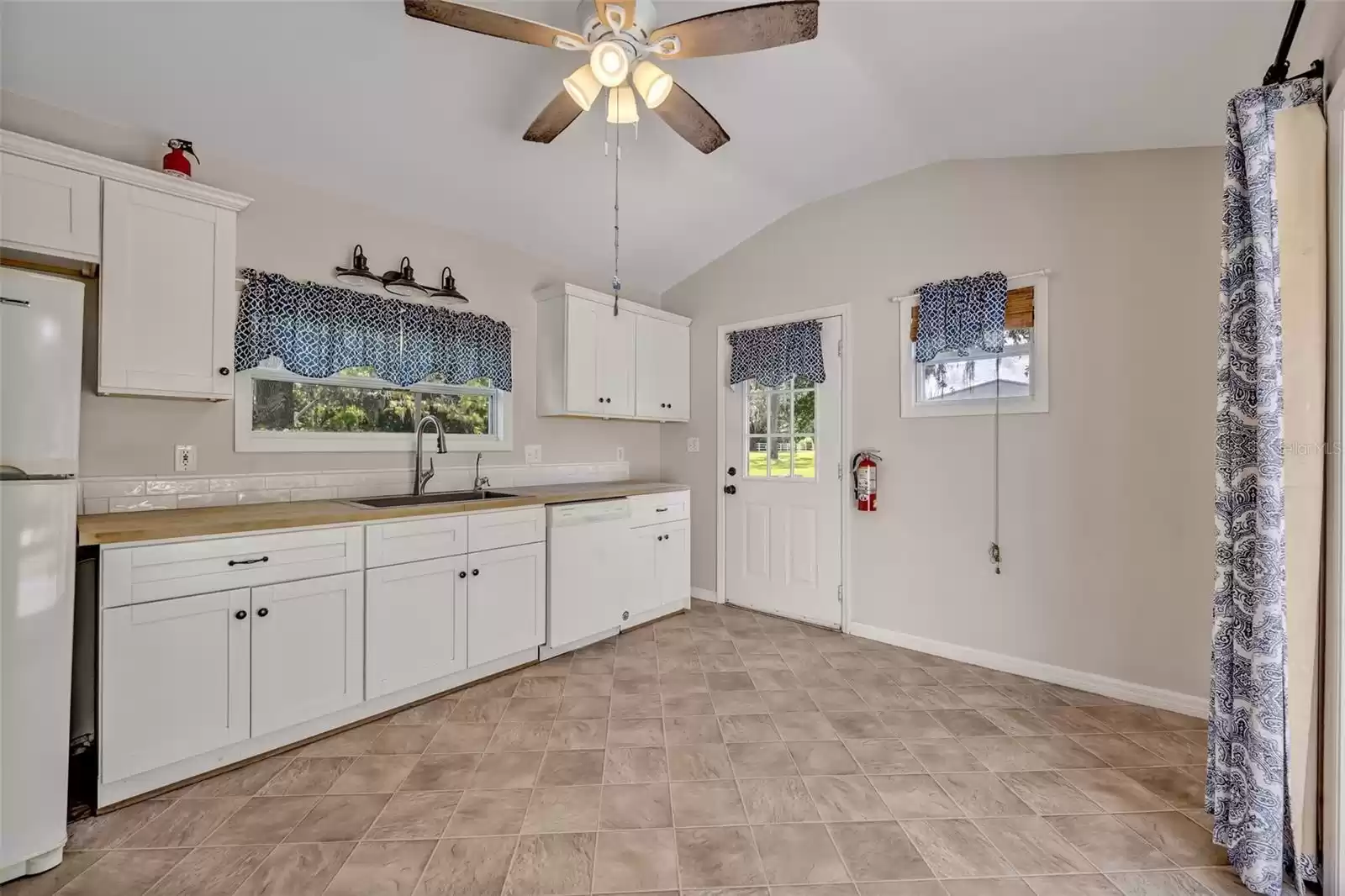 Cottage Kitchen