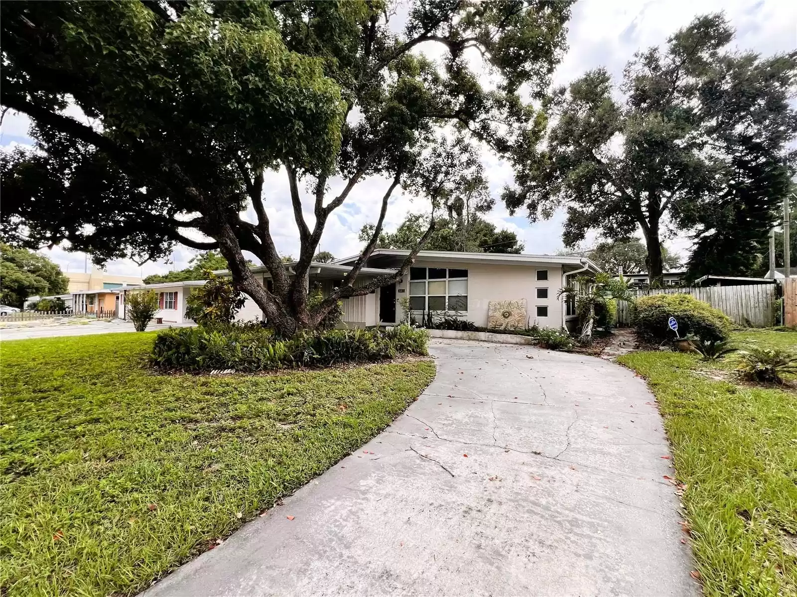 2814 SALISBURY BOULEVARD, WINTER PARK, Florida 32789, 2 Bedrooms Bedrooms, ,1 BathroomBathrooms,Residential Lease,For Rent,SALISBURY,MFRO6247282