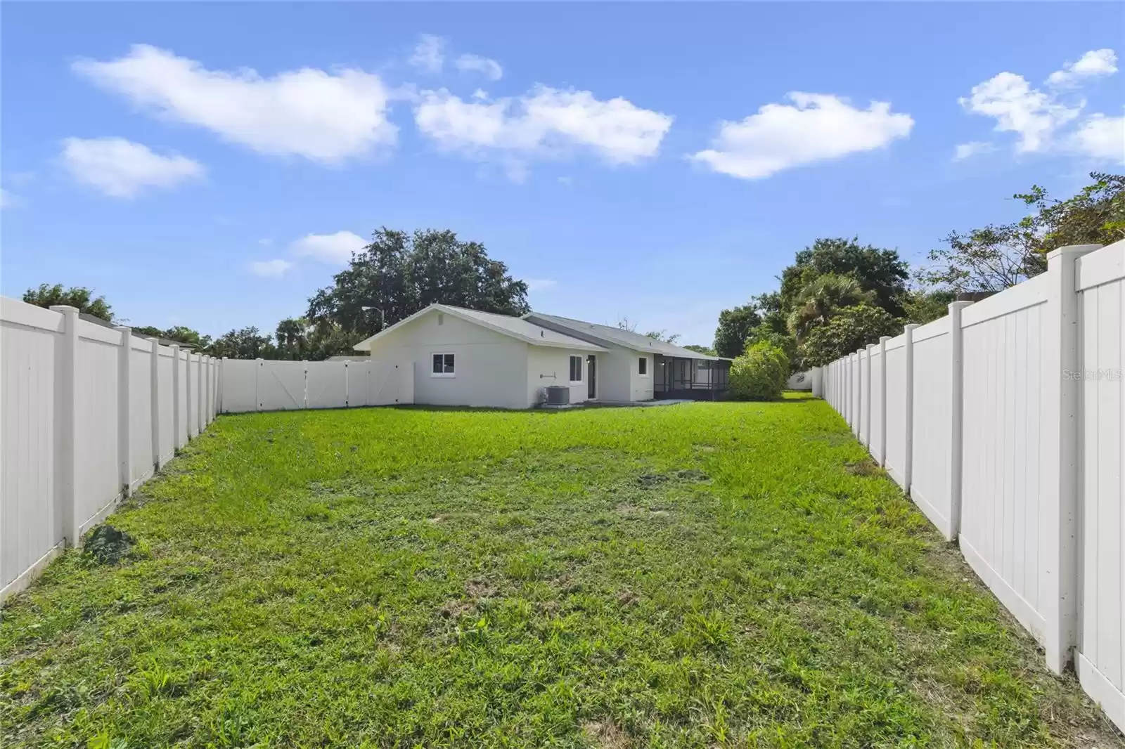 1968 KING ARTHURS COURT, WINTER PARK, Florida 32792, 3 Bedrooms Bedrooms, ,2 BathroomsBathrooms,Residential,For Sale,KING ARTHURS,MFRO6245011