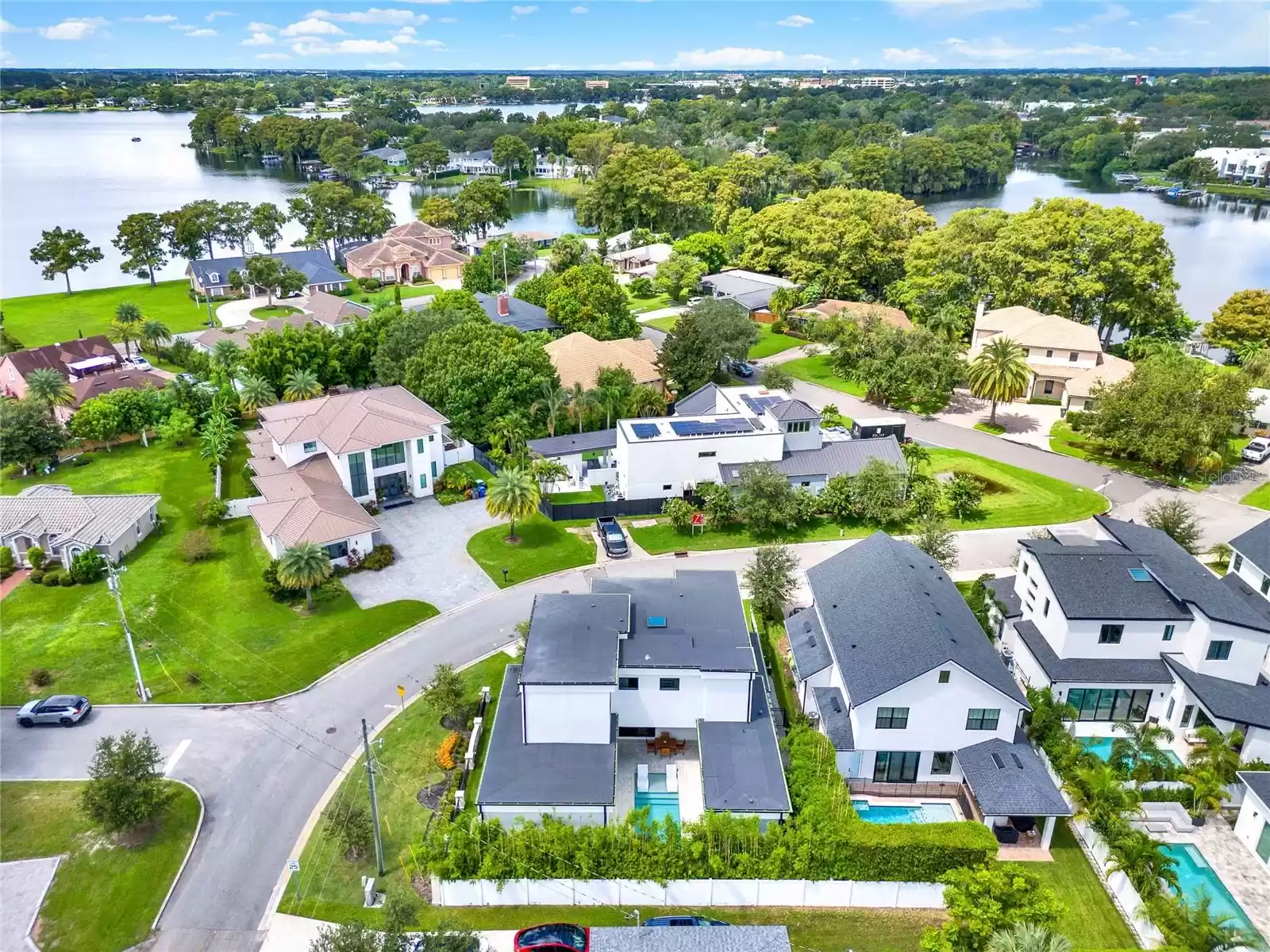 501 COUNTRY CLUB DRIVE, WINTER PARK, Florida 32789, 4 Bedrooms Bedrooms, ,3 BathroomsBathrooms,Residential,For Sale,COUNTRY CLUB,MFRO6241123