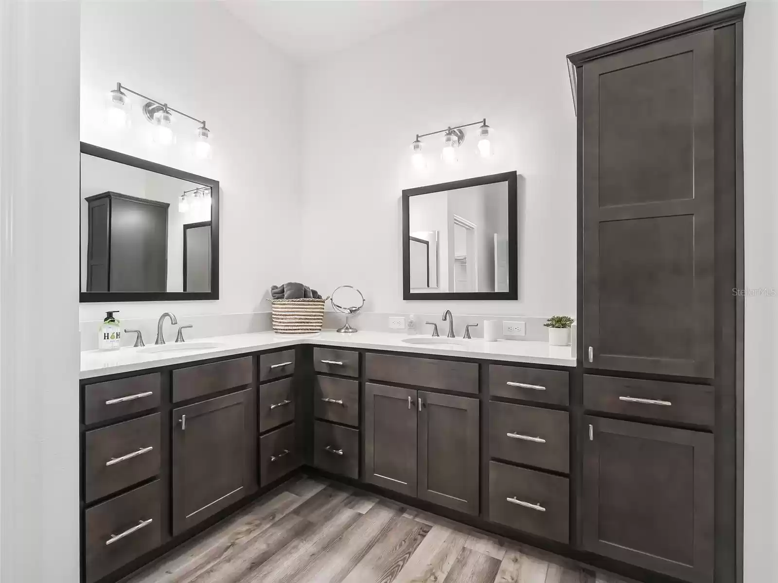 1393 Daniel Way, The Villages, Florida 34762, 3 Bedrooms Bedrooms, ,2 BathroomsBathrooms,Residential Lease,For Rent,DANIEL,G5087991