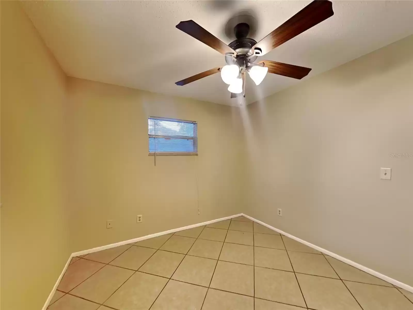 918 BISHOP DRIVE, ALTAMONTE SPRINGS, Florida 32701, 3 Bedrooms Bedrooms, ,1 BathroomBathrooms,Residential Lease,For Rent,BISHOP,MFRO6248101