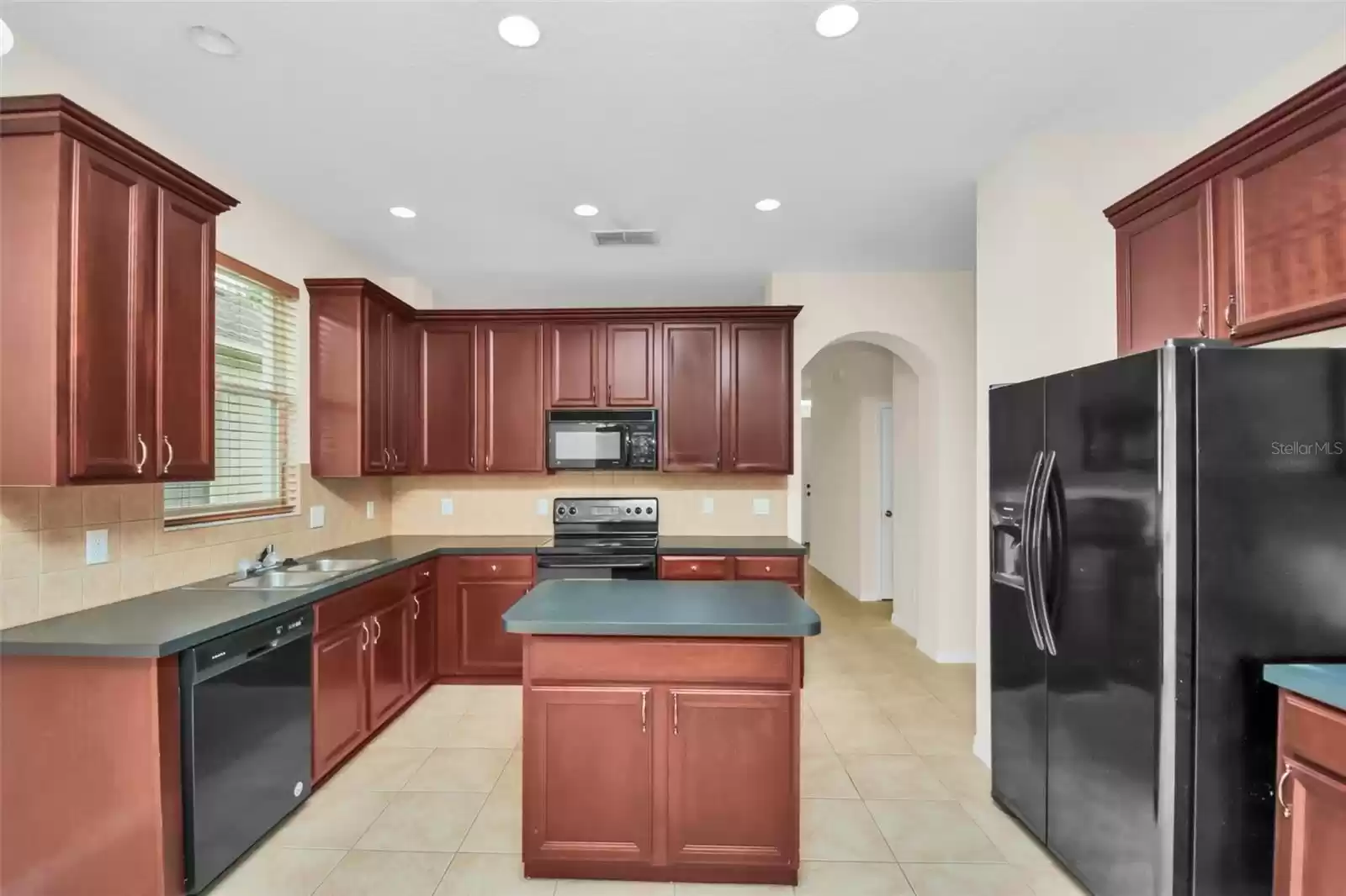 14868 FABERGE DRIVE, ORLANDO, Florida 32828, 4 Bedrooms Bedrooms, ,2 BathroomsBathrooms,Residential Lease,For Rent,FABERGE,0,MFRO6248493