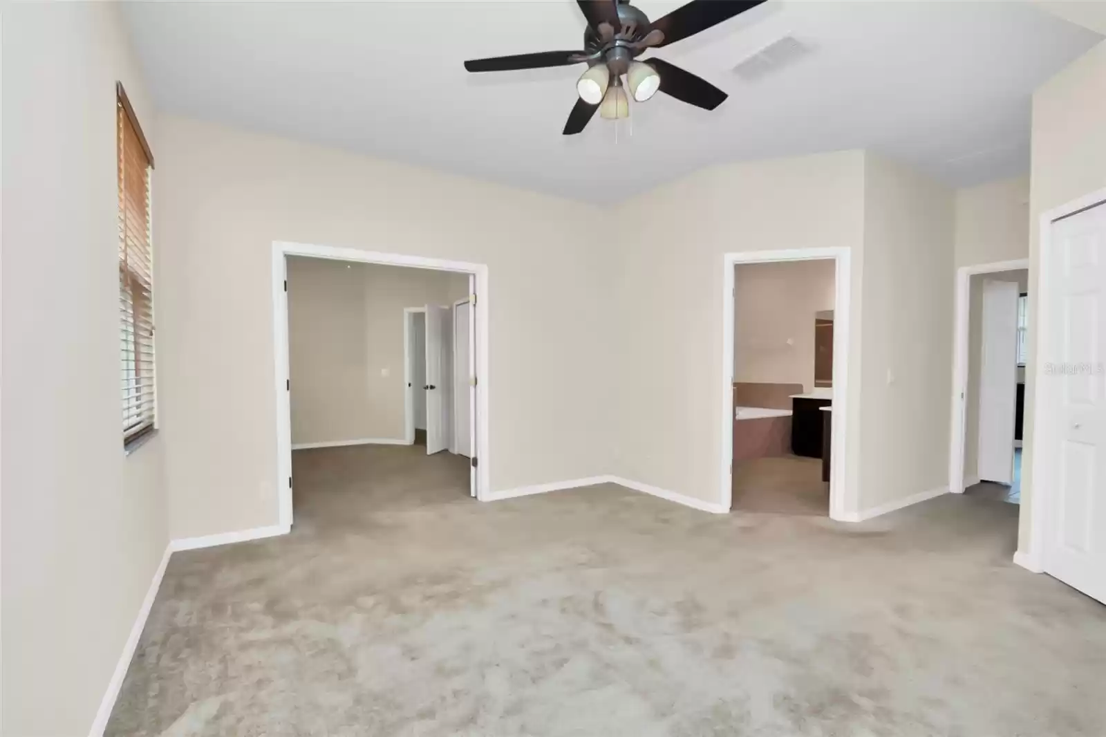 14868 FABERGE DRIVE, ORLANDO, Florida 32828, 4 Bedrooms Bedrooms, ,2 BathroomsBathrooms,Residential Lease,For Rent,FABERGE,0,MFRO6248493