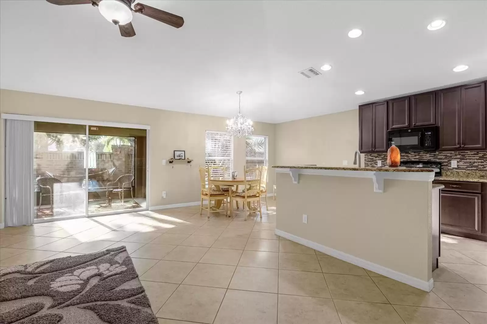 943 BAINBRIDGE LOOP, WINTER GARDEN, Florida 34787, 3 Bedrooms Bedrooms, ,2 BathroomsBathrooms,Residential,For Sale,BAINBRIDGE,MFRO6211153