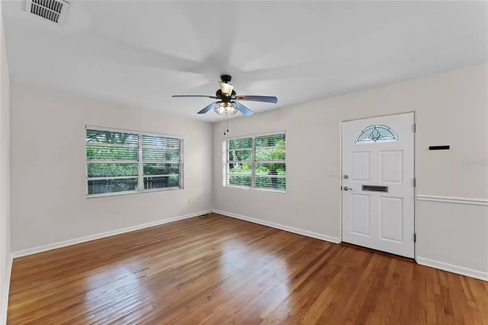 1810 HOLLYWOOD AVENUE, WINTER PARK, Florida 32789, 3 Bedrooms Bedrooms, ,1 BathroomBathrooms,Residential,For Sale,HOLLYWOOD,MFRO6248290