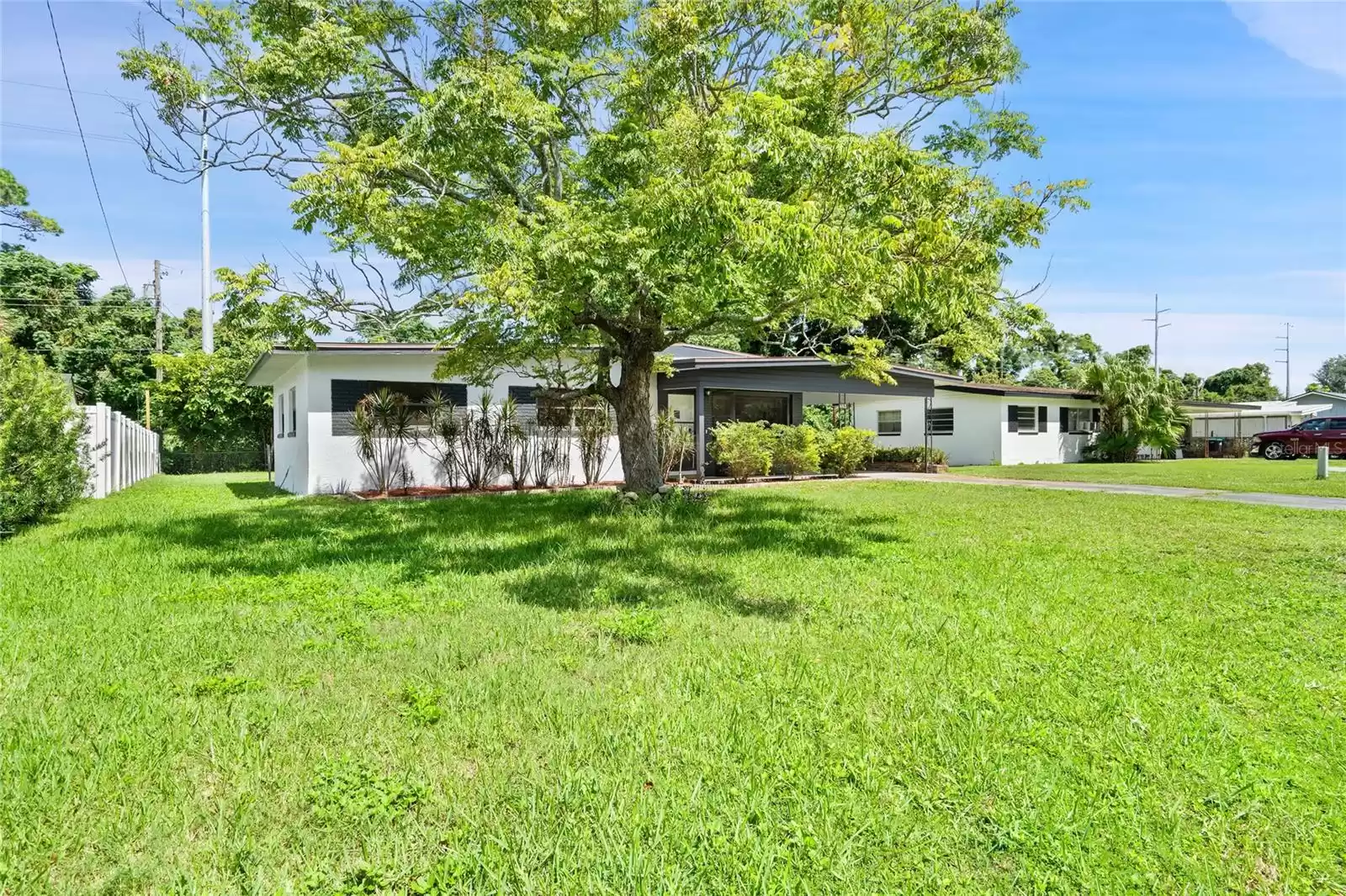 633 BALFOUR DRIVE, WINTER PARK, Florida 32792, 3 Bedrooms Bedrooms, ,1 BathroomBathrooms,Residential,For Sale,BALFOUR,MFRO6236250