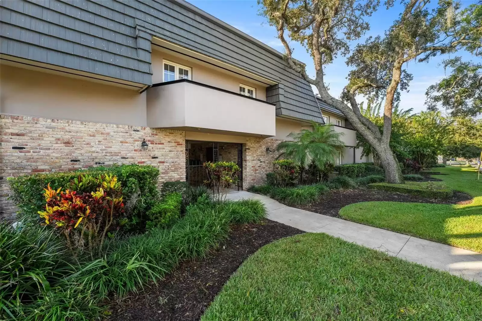 1920 WOODCREST DRIVE, WINTER PARK, Florida 32792, 2 Bedrooms Bedrooms, ,2 BathroomsBathrooms,Residential,For Sale,WOODCREST,MFRO6226026