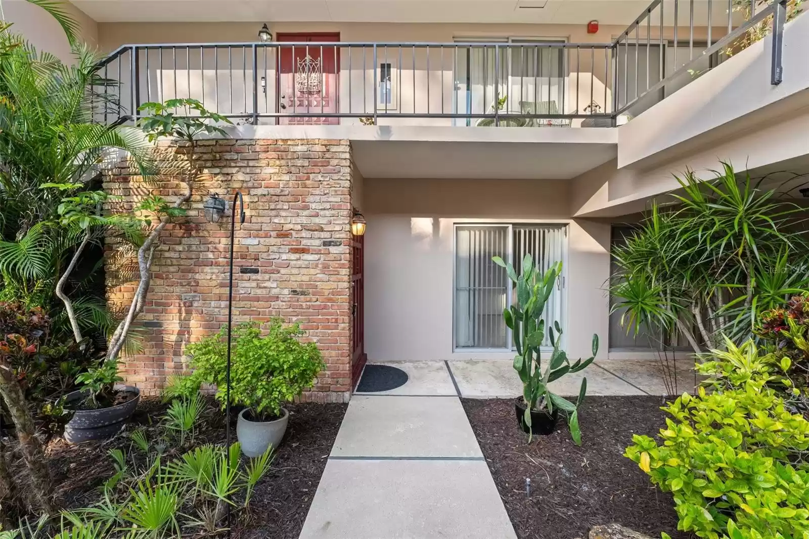 Courtyard Outside Unit