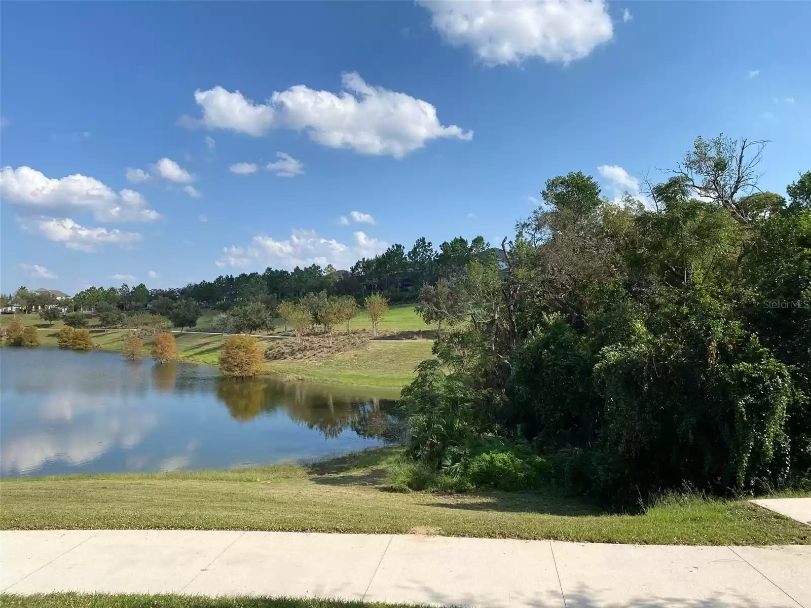 7570 BISHOP SQUARE DRIVE, WINTER GARDEN, Florida 34787, 4 Bedrooms Bedrooms, ,2 BathroomsBathrooms,Residential,For Sale,BISHOP SQUARE,MFRO6247879