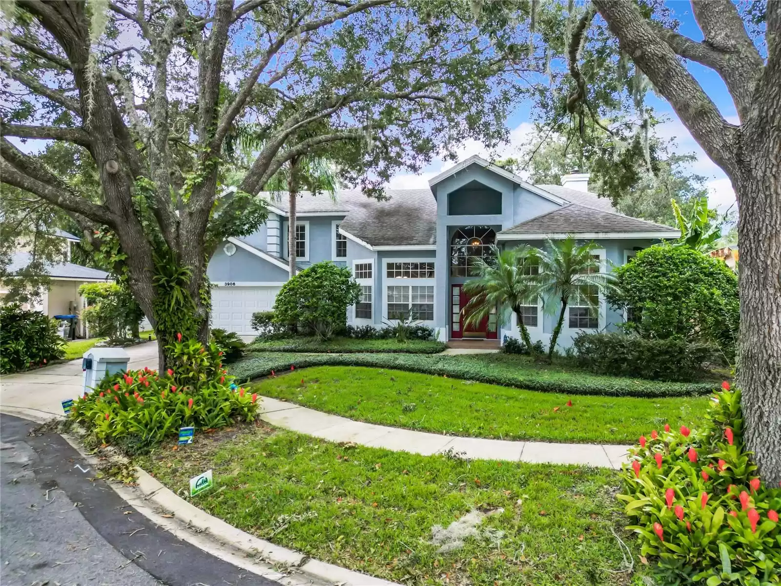 3906 COOL WATER COURT, WINTER PARK, Florida 32792, 5 Bedrooms Bedrooms, ,3 BathroomsBathrooms,Residential,For Sale,COOL WATER,MFRO6249859