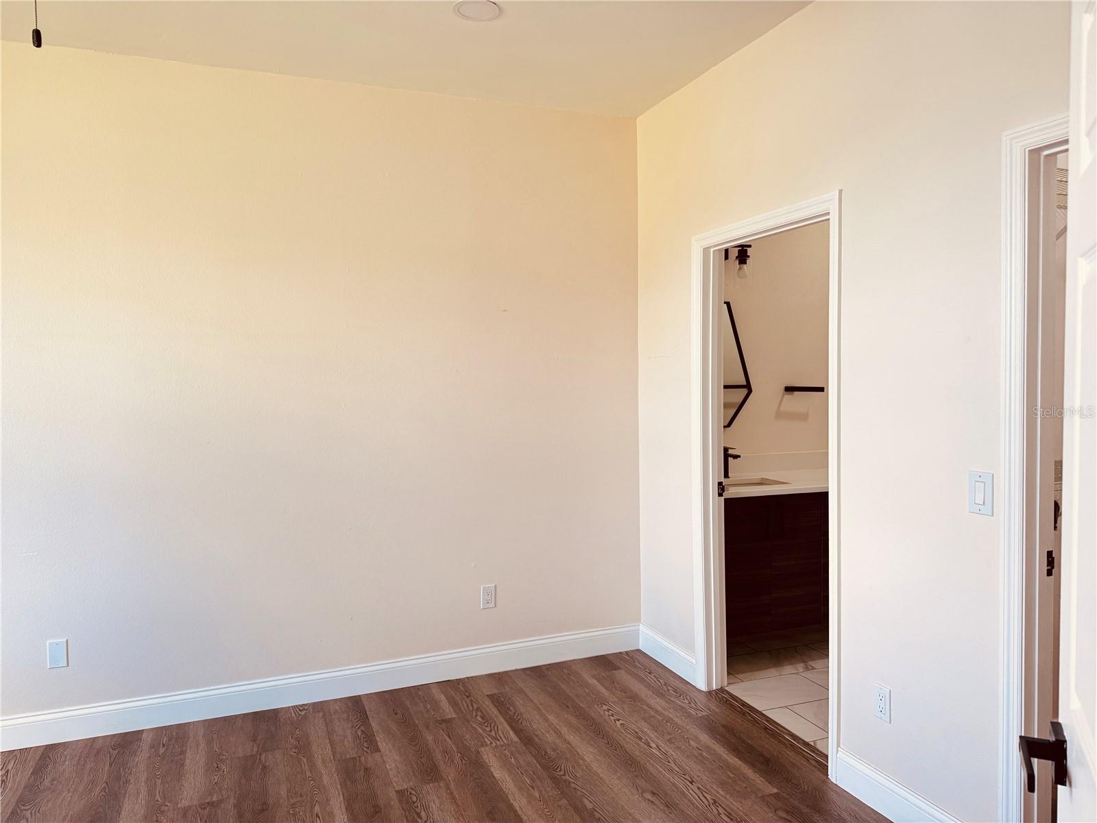 13507 Summerton DrOrlando FL 32824