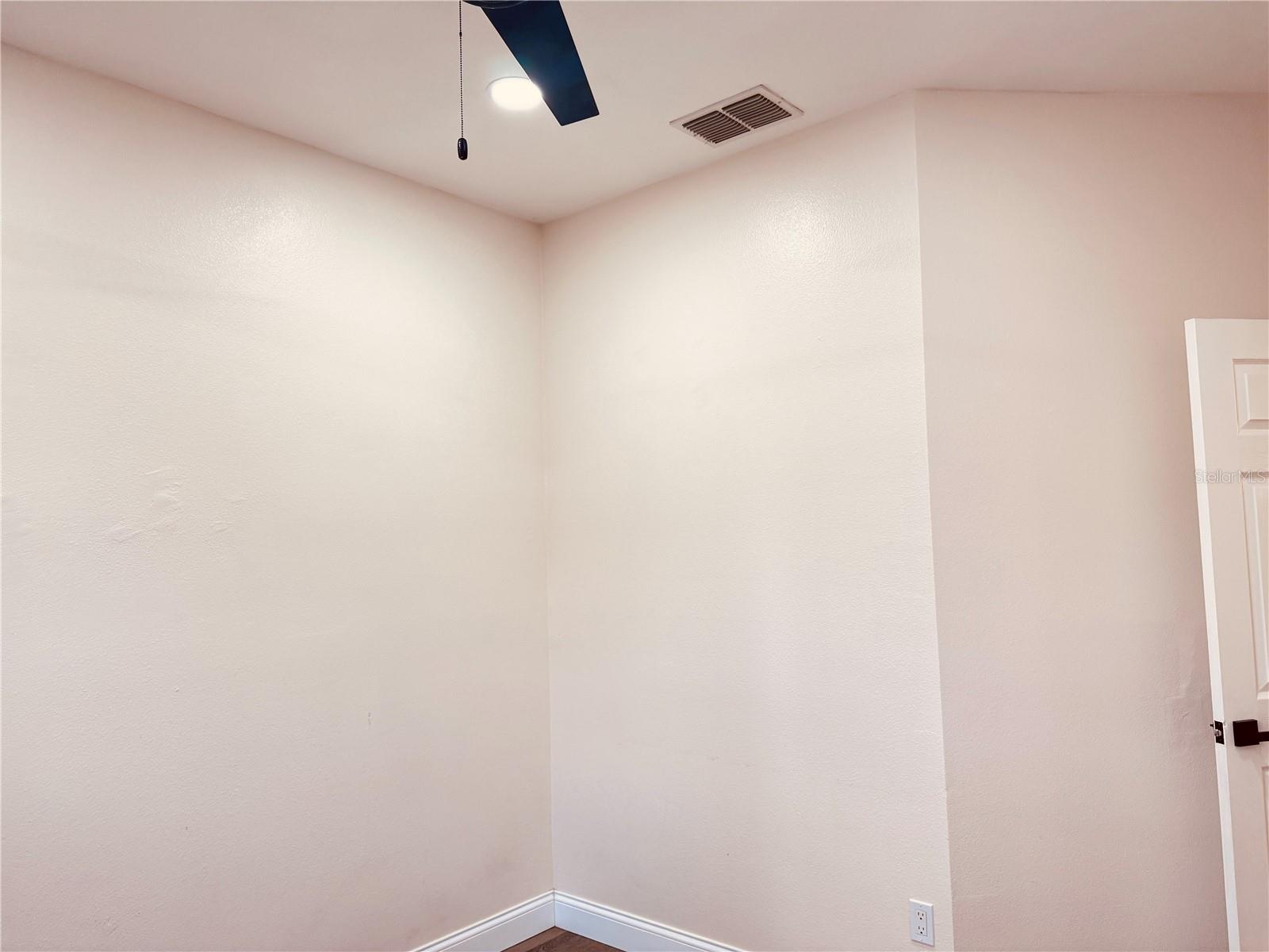 13507 Summerton DrOrlando FL 32824