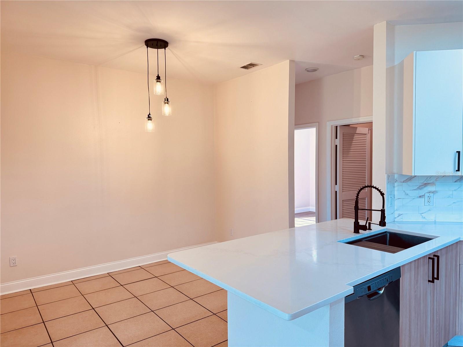 13507 Summerton DrOrlando FL 32824