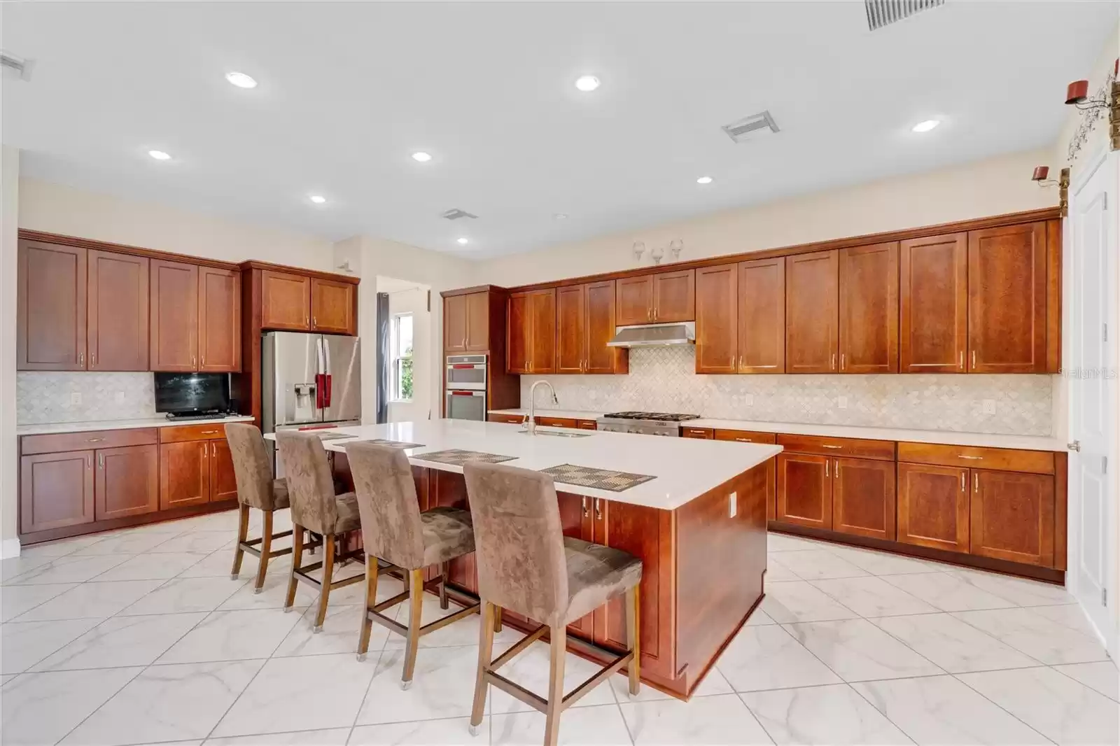 Kitchen island