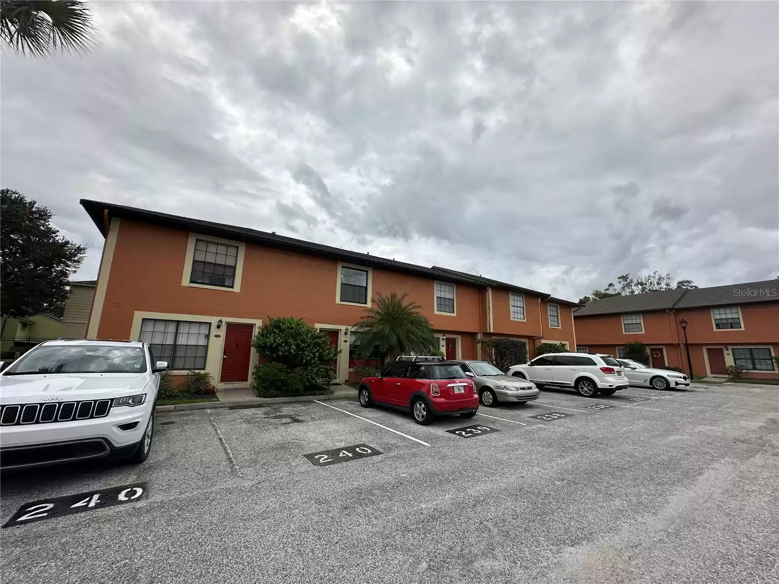 7332 FOREST HILL COURT, WINTER PARK, Florida 32792, 2 Bedrooms Bedrooms, ,1 BathroomBathrooms,Residential Lease,For Rent,FOREST HILL,MFRO6150566