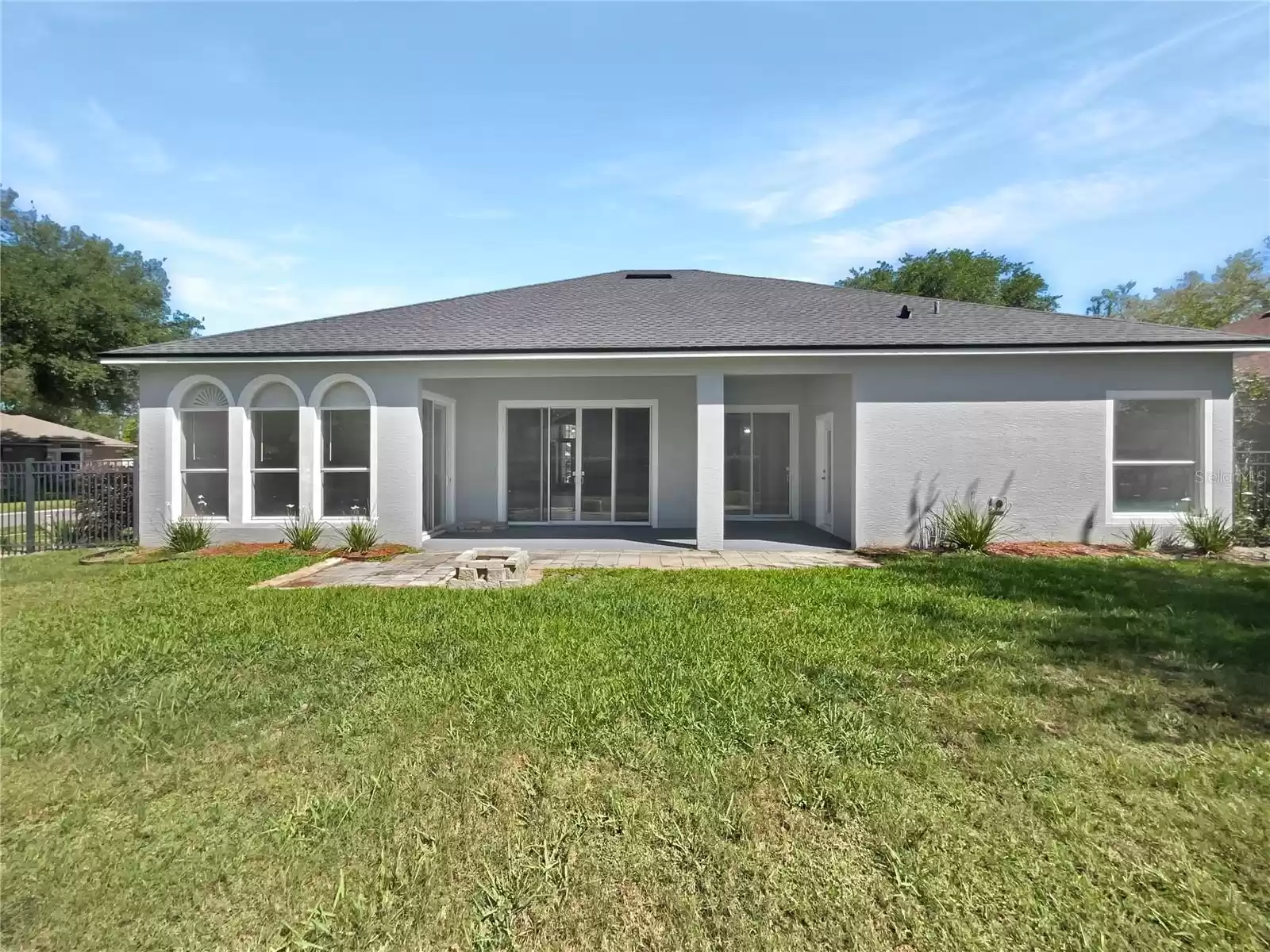 148 BLUE STONE CIRCLE, WINTER GARDEN, Florida 34787, 3 Bedrooms Bedrooms, ,3 BathroomsBathrooms,Residential,For Sale,BLUE STONE,MFRO6192280