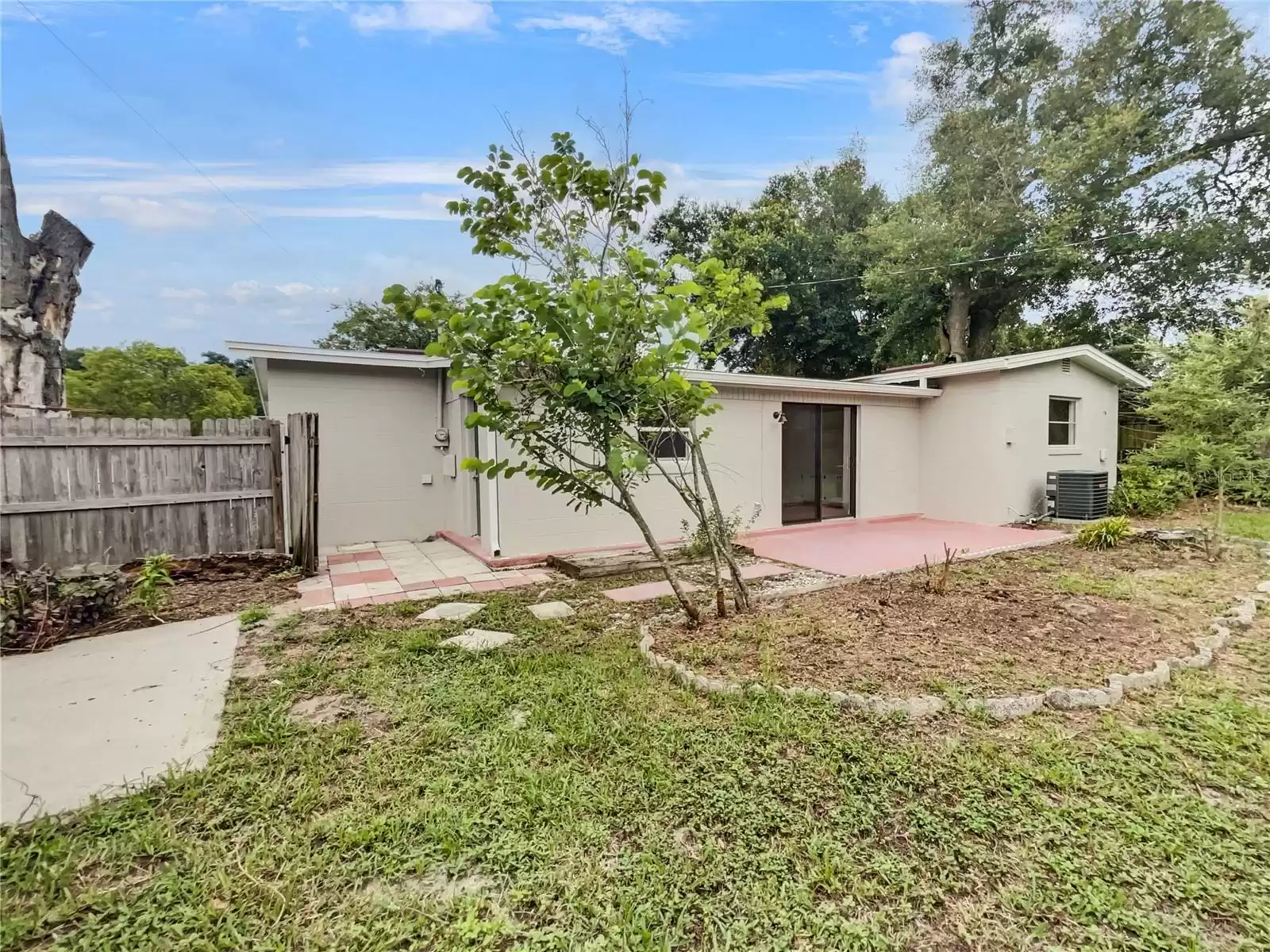 171 RONNIE DRIVE, ALTAMONTE SPRINGS, Florida 32714, 3 Bedrooms Bedrooms, ,2 BathroomsBathrooms,Residential,For Sale,RONNIE,MFRO6223089