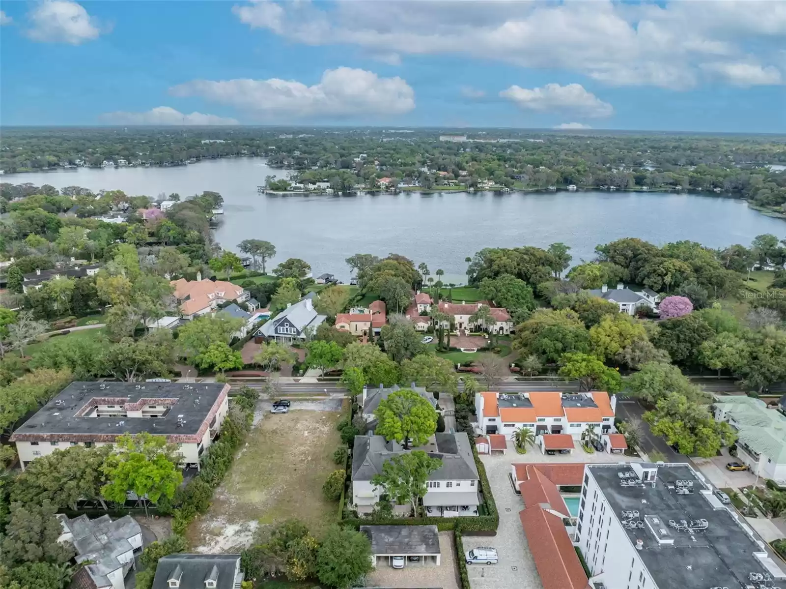 455 INTERLACHEN AVENUE, WINTER PARK, Florida 32789, 4 Bedrooms Bedrooms, ,3 BathroomsBathrooms,Residential,For Sale,INTERLACHEN,MFRO6249844