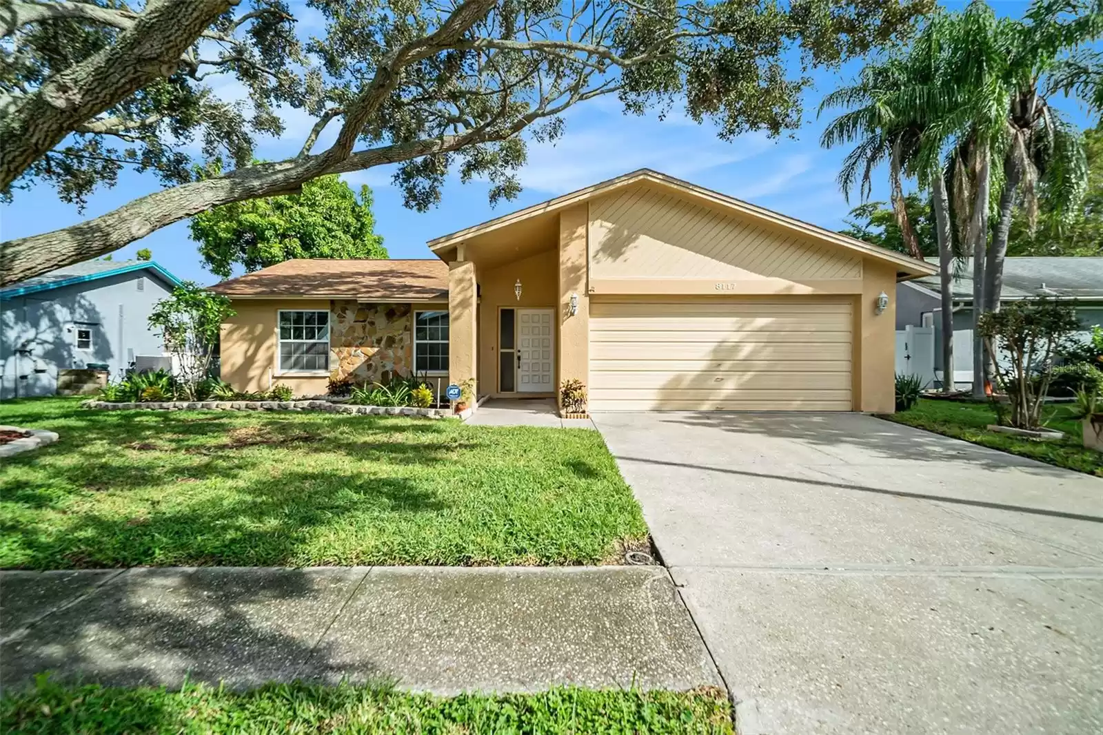 8117 PERTH DRIVE, LARGO, Florida 33773, 3 Bedrooms Bedrooms, ,2 BathroomsBathrooms,Residential,For Sale,PERTH,MFRTB8312157