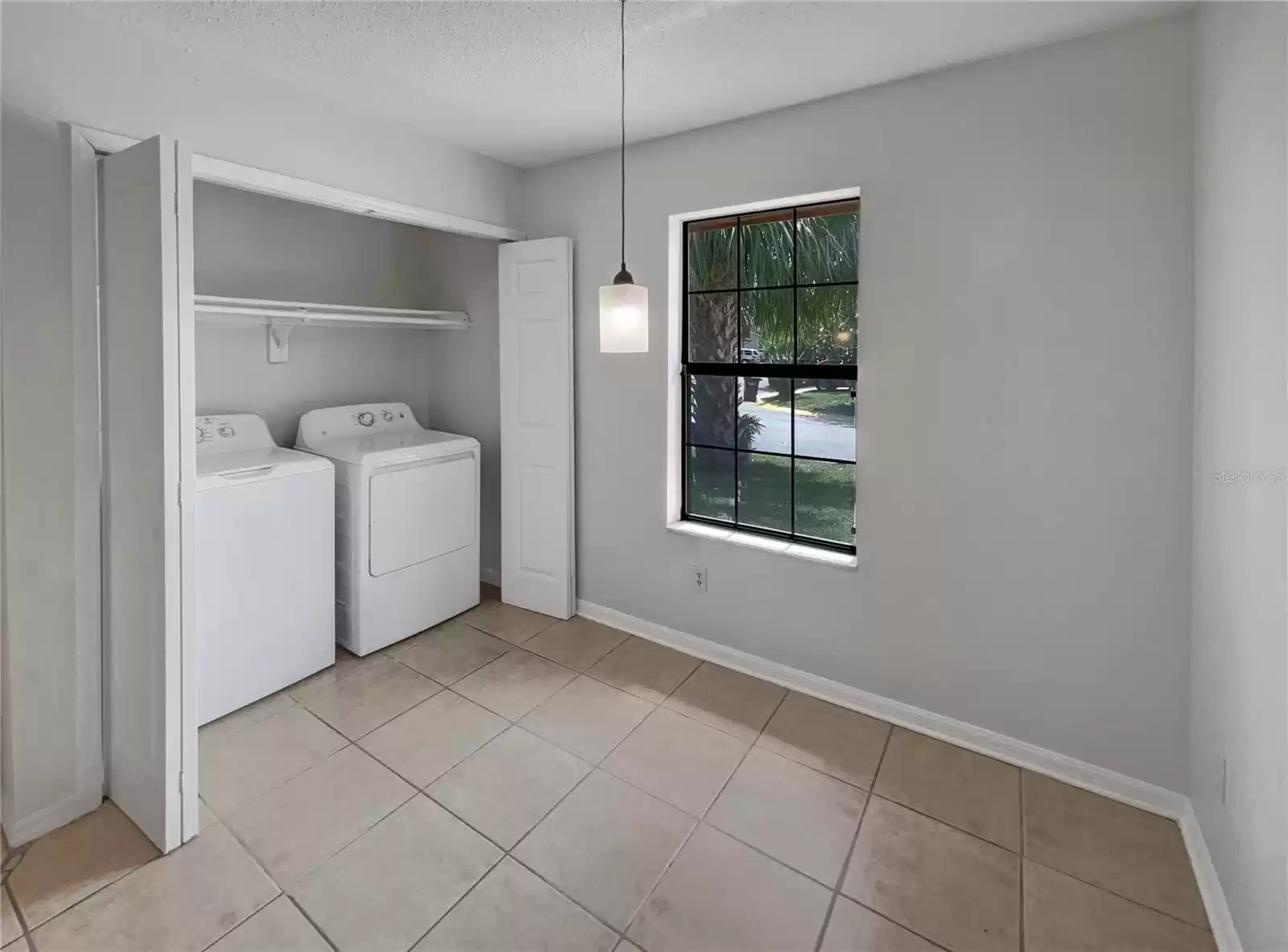 475 CYPRESS STREET, ALTAMONTE SPRINGS, Florida 32714, 2 Bedrooms Bedrooms, ,2 BathroomsBathrooms,Residential,For Sale,CYPRESS,MFRO6244198