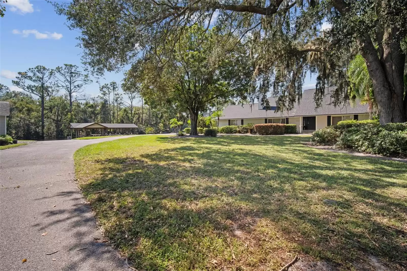 11110 SHADY OAK STREET, ORLANDO, Florida 32832, 3 Bedrooms Bedrooms, ,2 BathroomsBathrooms,Residential,For Sale,SHADY OAK,MFRO6250182