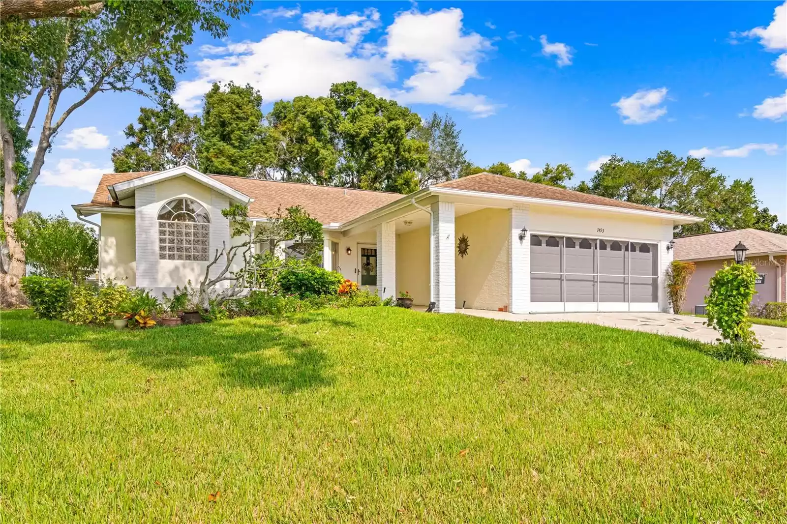 7493 HIDDEN HILLS DRIVE, SPRING HILL, Florida 34606, 2 Bedrooms Bedrooms, ,2 BathroomsBathrooms,Residential,For Sale,HIDDEN HILLS,MFRTB8312012