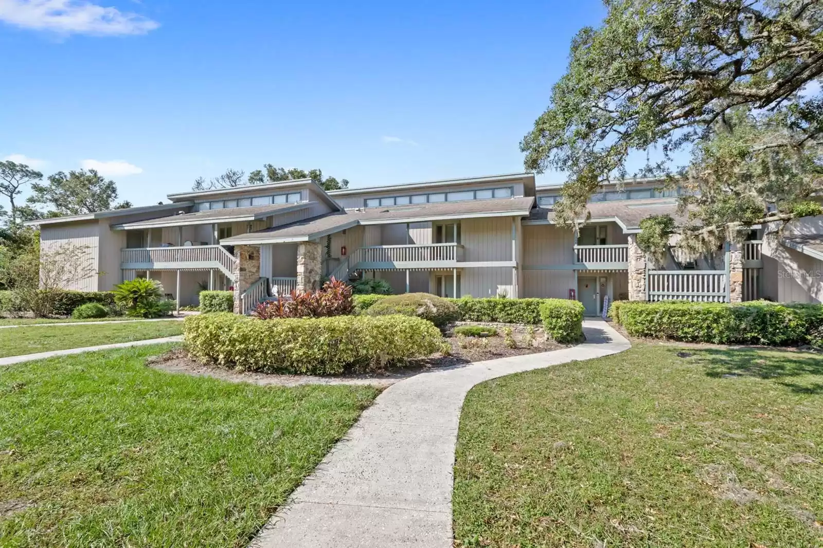 608 OLDE CAMELOT CIRCLE, HAINES CITY, Florida 33844, 2 Bedrooms Bedrooms, ,2 BathroomsBathrooms,Residential,For Sale,OLDE CAMELOT,MFRO6246627