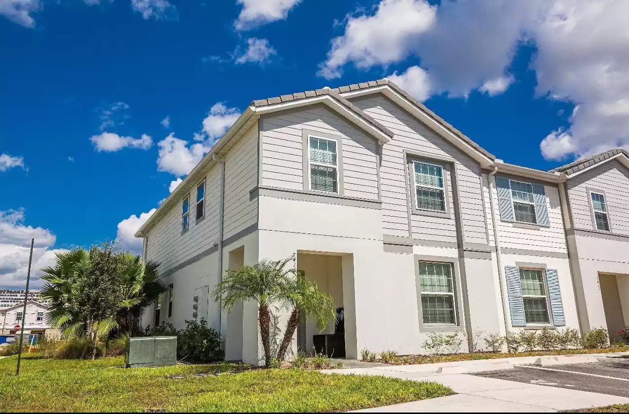 7416 OAKMOSS LOOP, DAVENPORT, Florida 33837, 5 Bedrooms Bedrooms, ,4 BathroomsBathrooms,Residential,For Sale,OAKMOSS,MFRO6249147