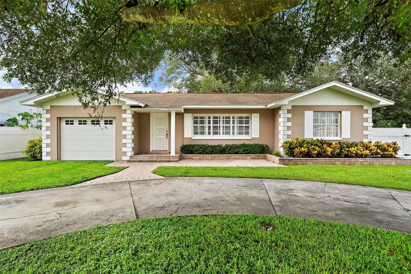 4984 48TH TERRACE, SAINT PETERSBURG, Florida 33709, 3 Bedrooms Bedrooms, ,1 BathroomBathrooms,Residential,For Sale,48TH,MFRU8252836