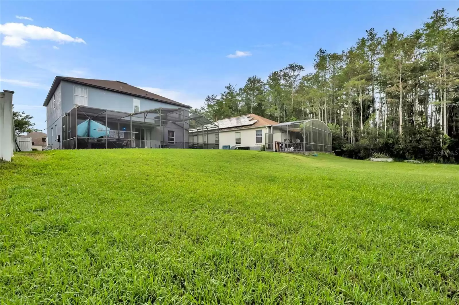 14671 SAINT GEORGES HILL DRIVE, ORLANDO, Florida 32828, 5 Bedrooms Bedrooms, ,4 BathroomsBathrooms,Residential,For Sale,SAINT GEORGES HILL,MFRO6222254