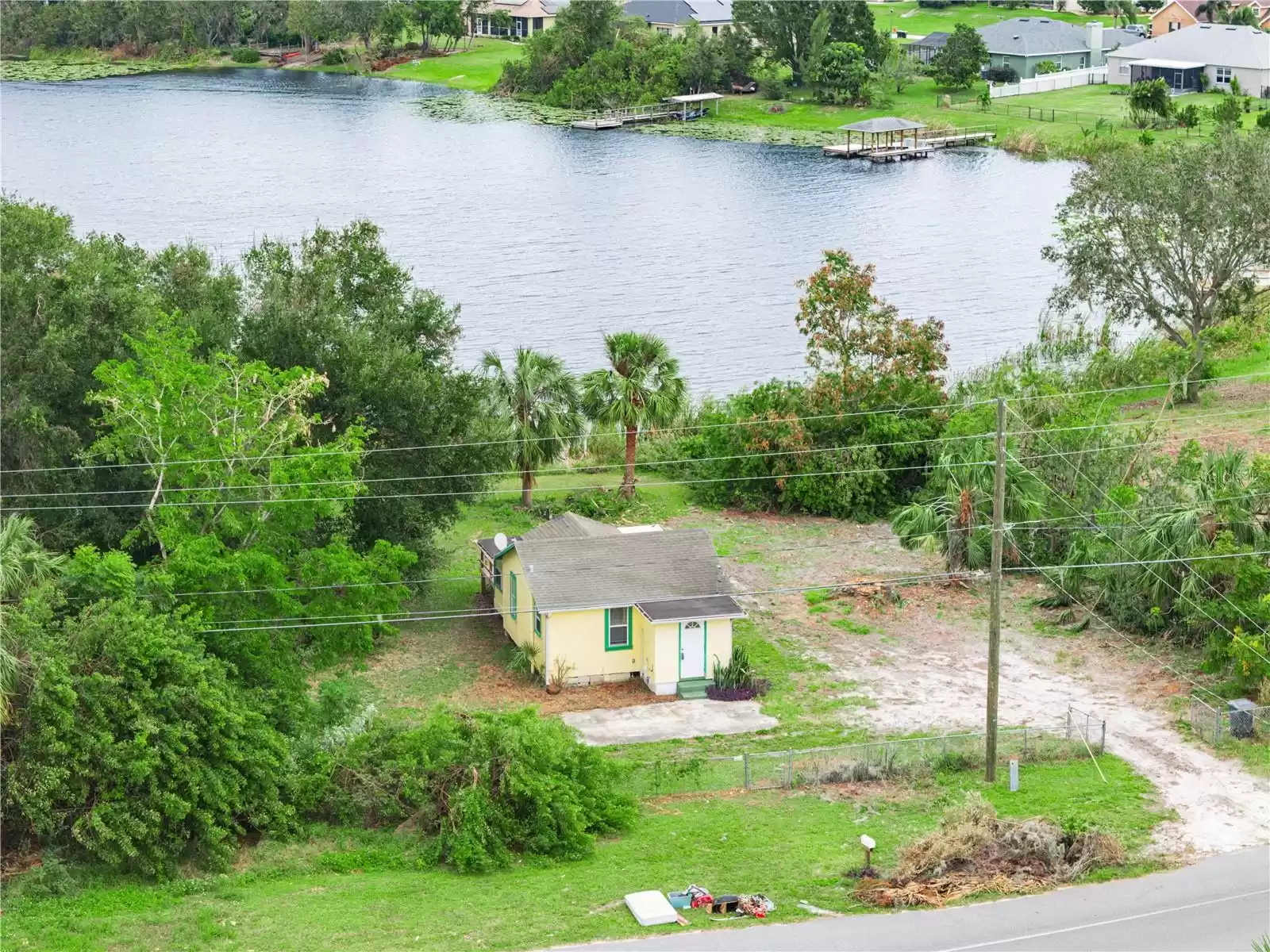 3128 SPIRIT LAKE ROAD, WINTER HAVEN, Florida 33880, 2 Bedrooms Bedrooms, ,1 BathroomBathrooms,Residential,For Sale,SPIRIT LAKE,MFRP4932367